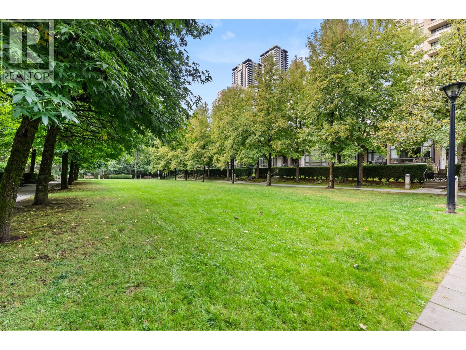 Th4 2355 Madison Avenue, Burnaby, British Columbia  V5C 0B3 - Photo 33 - R3053401