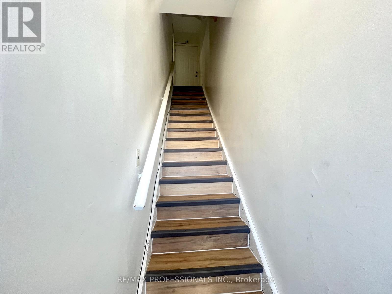 2a - 1185 St Clair Avenue, Toronto, Ontario  M6E 1B5 - Photo 2 - W12440405