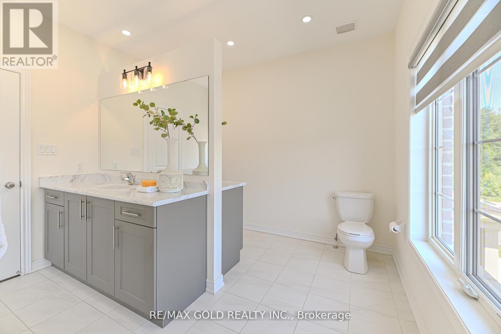 59 Cobriza Crescent, Brampton, Ontario  L7A 5A6 - Photo 20 - W12440406