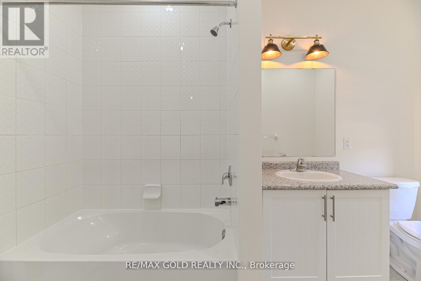 59 Cobriza Crescent, Brampton, Ontario  L7A 5A6 - Photo 25 - W12440406