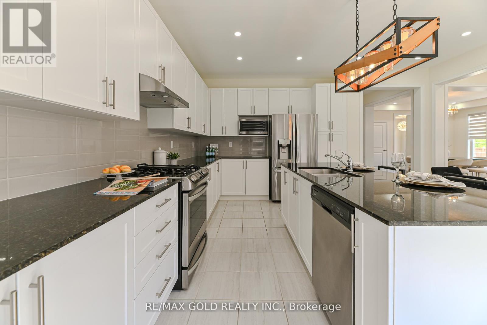 59 Cobriza Crescent, Brampton, Ontario  L7A 5A6 - Photo 49 - W12440406