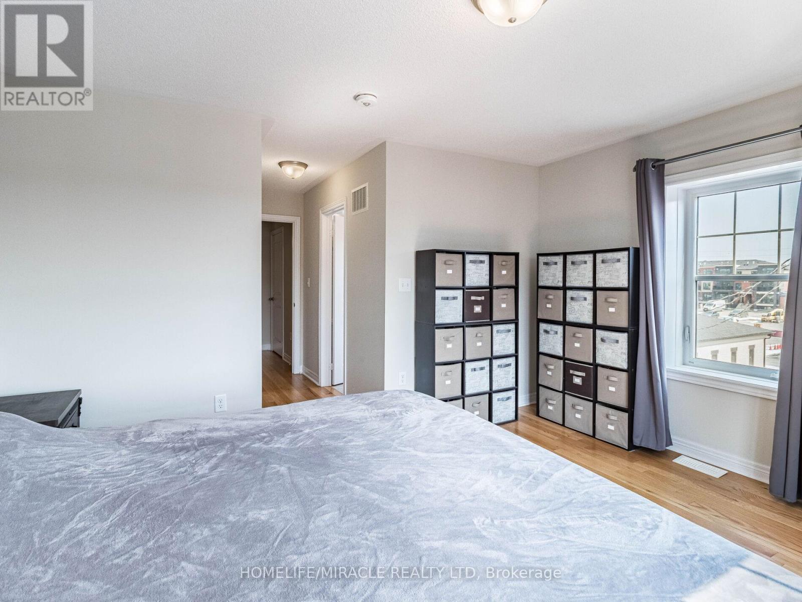43 Finegan Circle, Brampton, Ontario  L7A 4Z7 - Photo 35 - W12440413