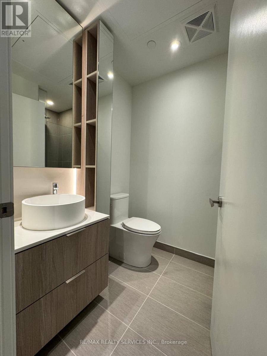511 - 28 Ann Street, Mississauga, Ontario  L5G 3G1 - Photo 4 - W12440422