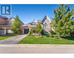 10 BANKS DRIVE, Brampton, Ontario