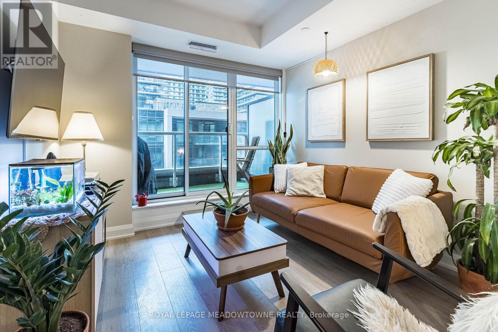 606 - 110 Marine Parade Drive, Toronto, Ontario  M8V 0B6 - Photo 5 - W12440464