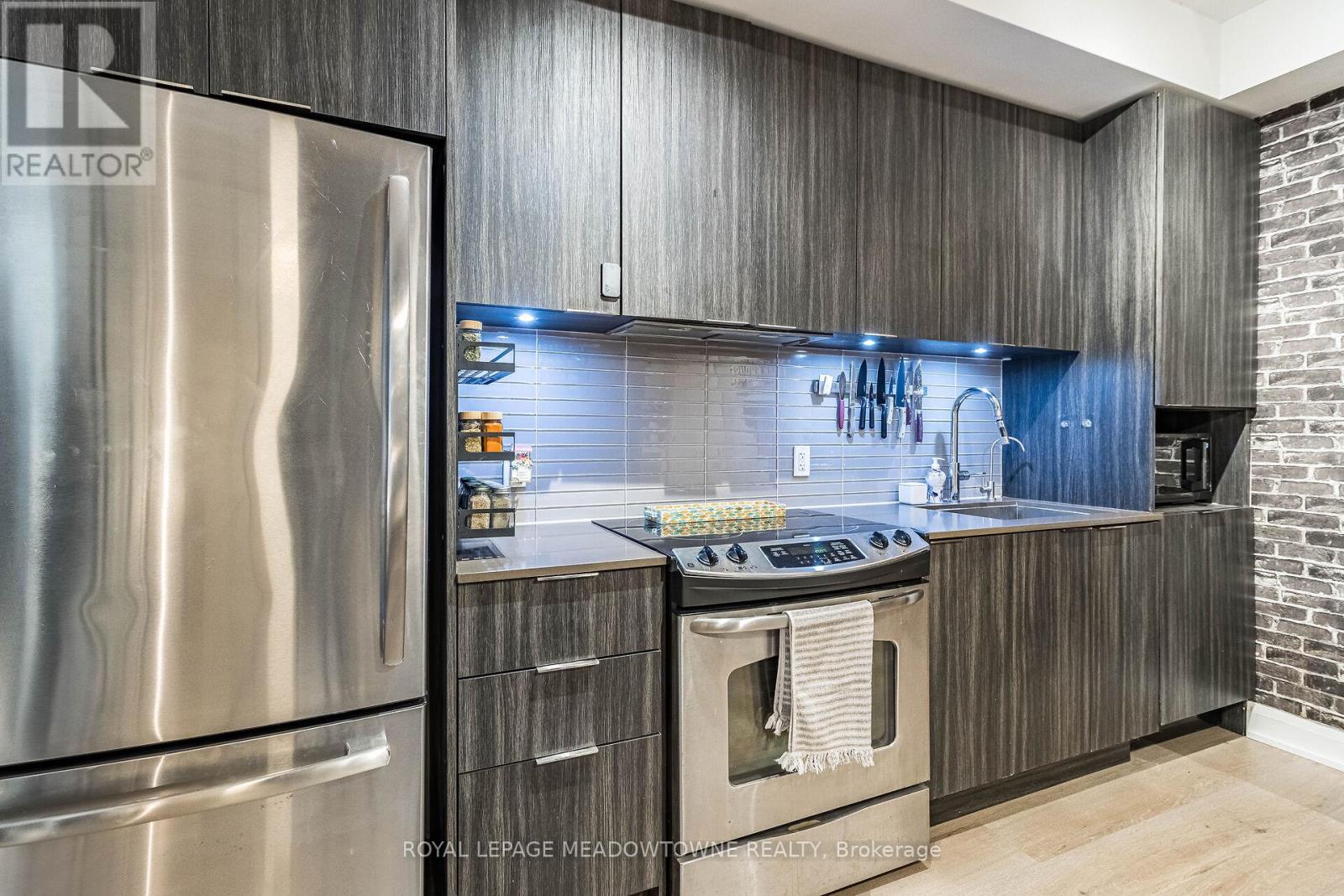 606 - 110 Marine Parade Drive, Toronto, Ontario  M8V 0B6 - Photo 7 - W12440464