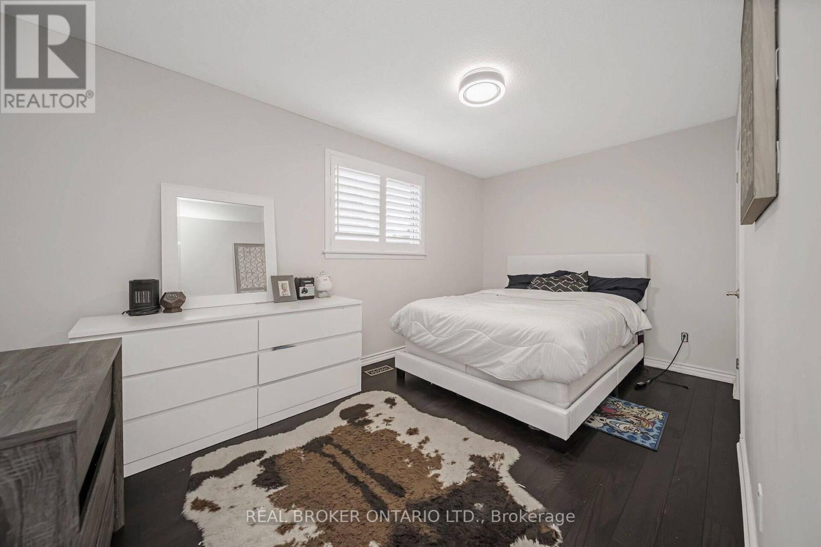 5 Orsi Road, Caledon, Ontario  L7C 1K9 - Photo 21 - W12440471