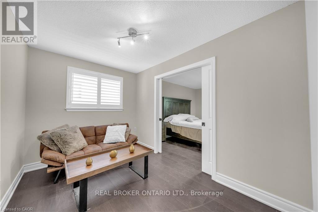 5 Orsi Road, Caledon, Ontario  L7C 1K9 - Photo 24 - W12440471