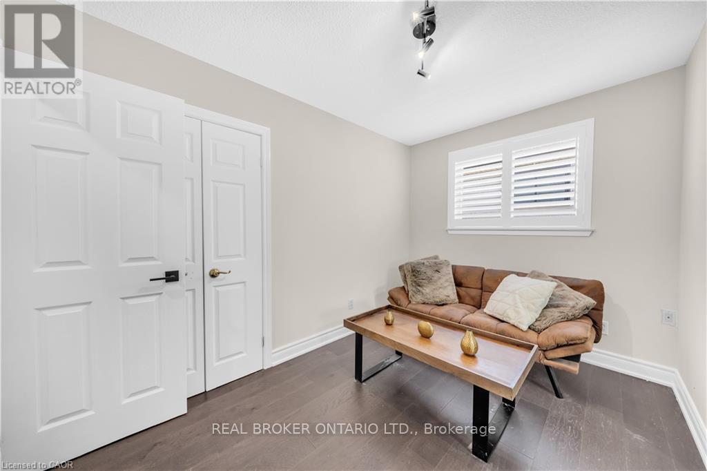 5 Orsi Road, Caledon, Ontario  L7C 1K9 - Photo 25 - W12440471