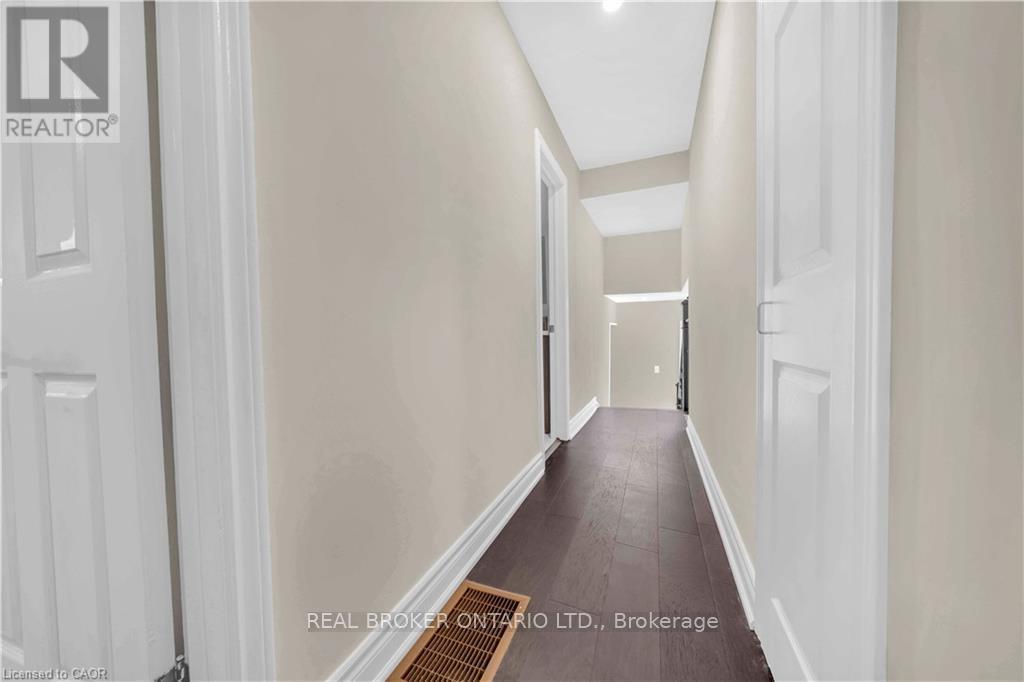 5 Orsi Road, Caledon, Ontario  L7C 1K9 - Photo 28 - W12440471