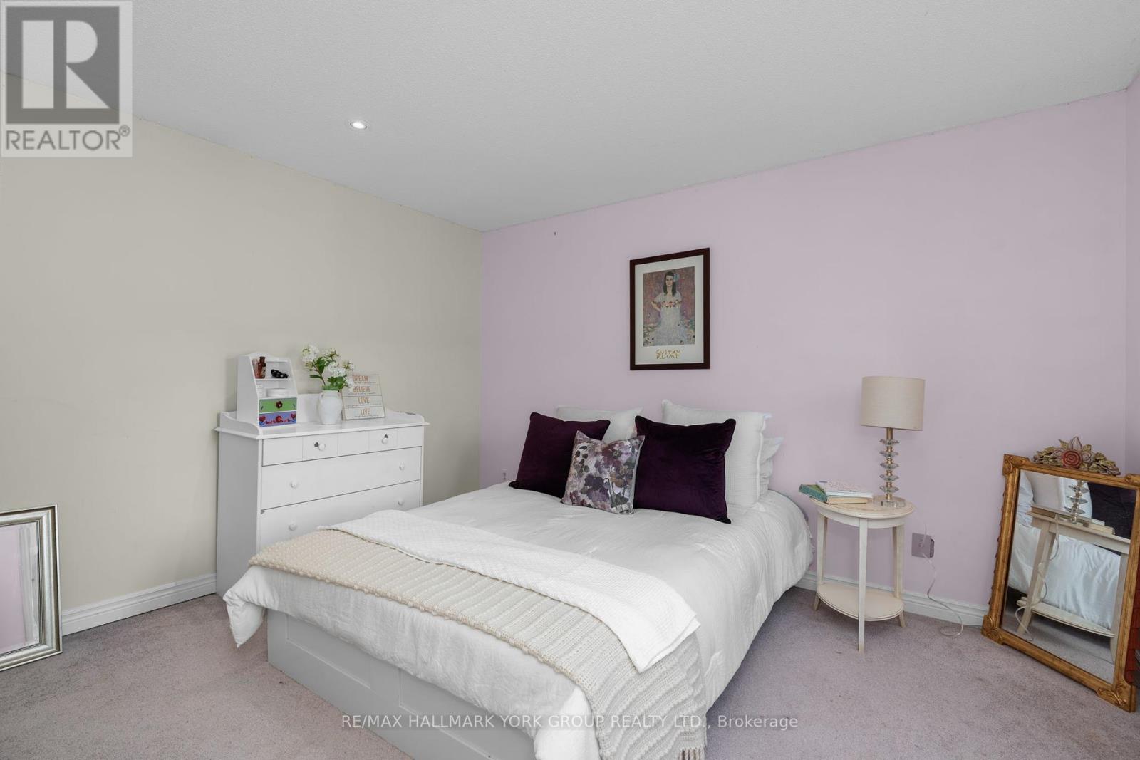 33 Matson Drive, Caledon, Ontario  L7E 0A9 - Photo 16 - W12440479