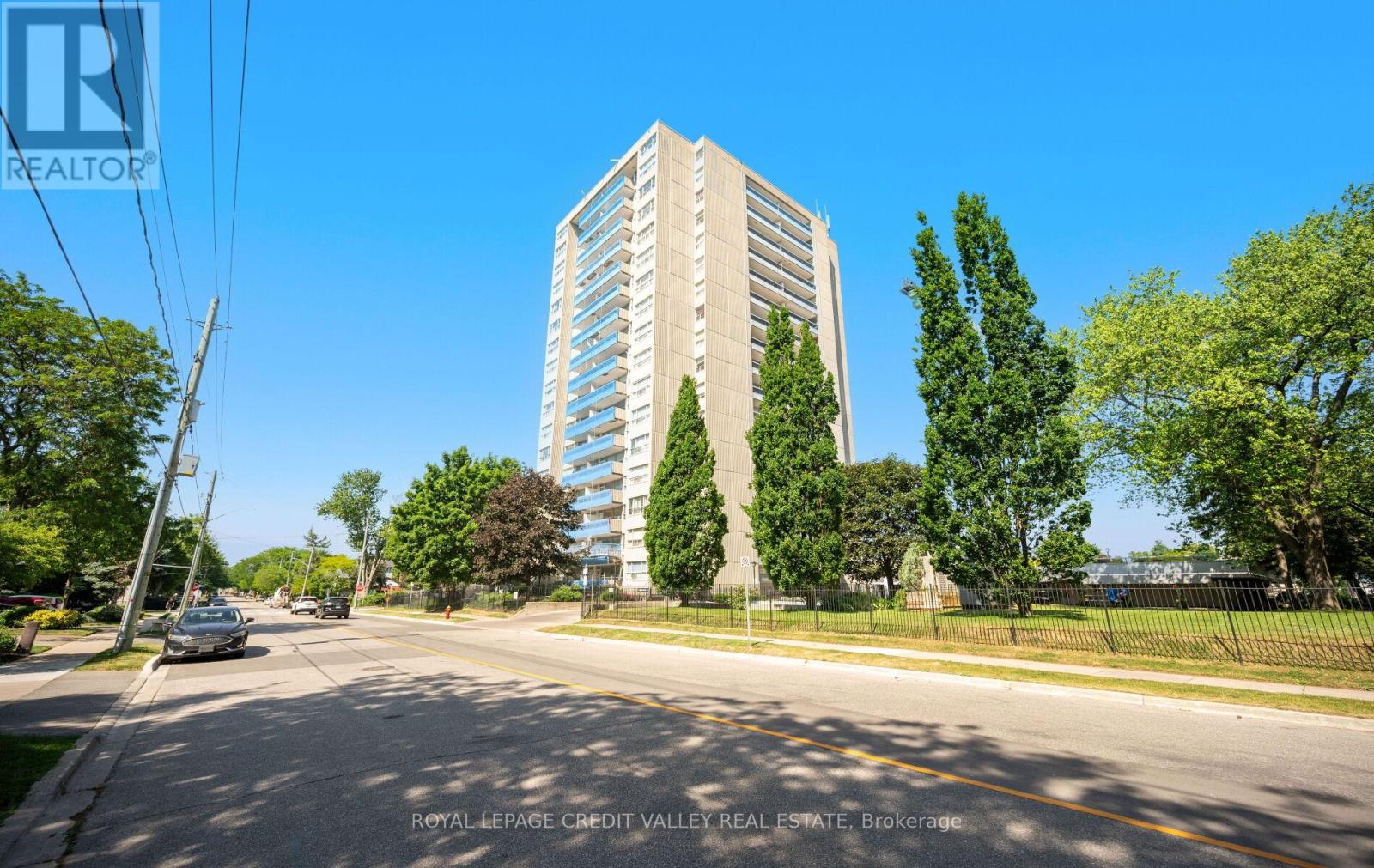 601 - 2263 MARINE DRIVE, Oakville, Ontario