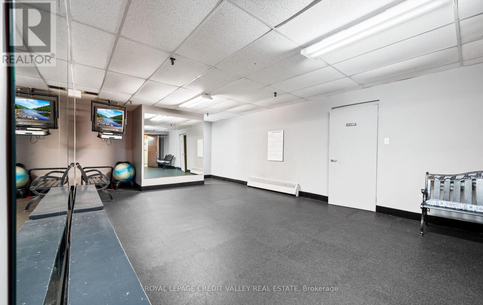 601 - 2263 Marine Drive, Oakville, Ontario  L6L 5K1 - Photo 18 - W12440487