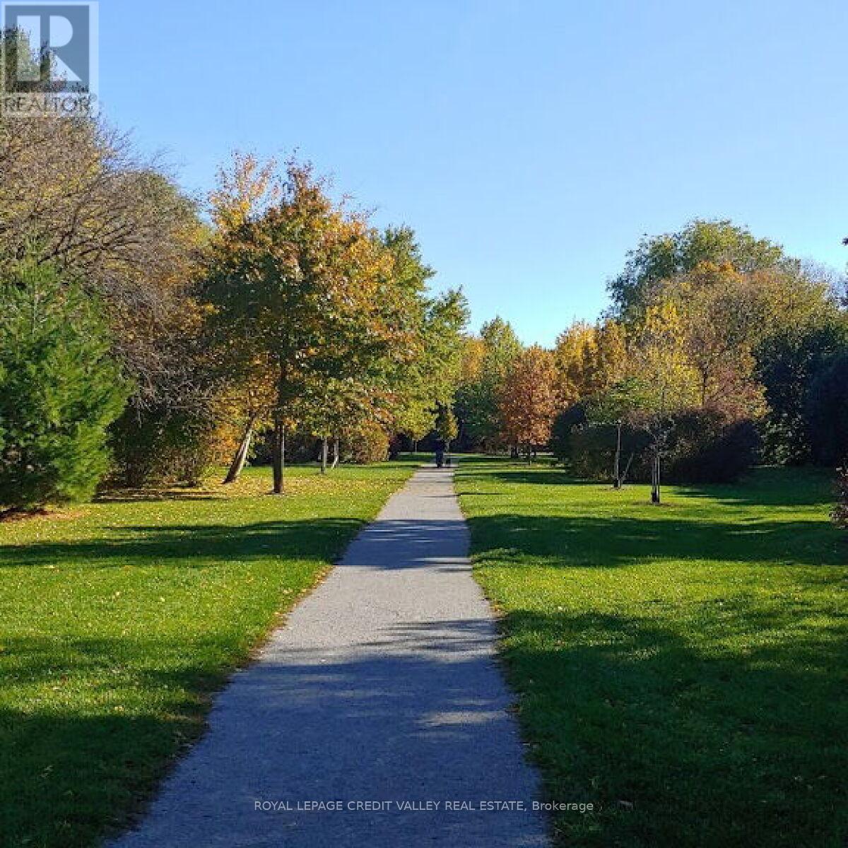 601 - 2263 Marine Drive, Oakville, Ontario  L6L 5K1 - Photo 46 - W12440487