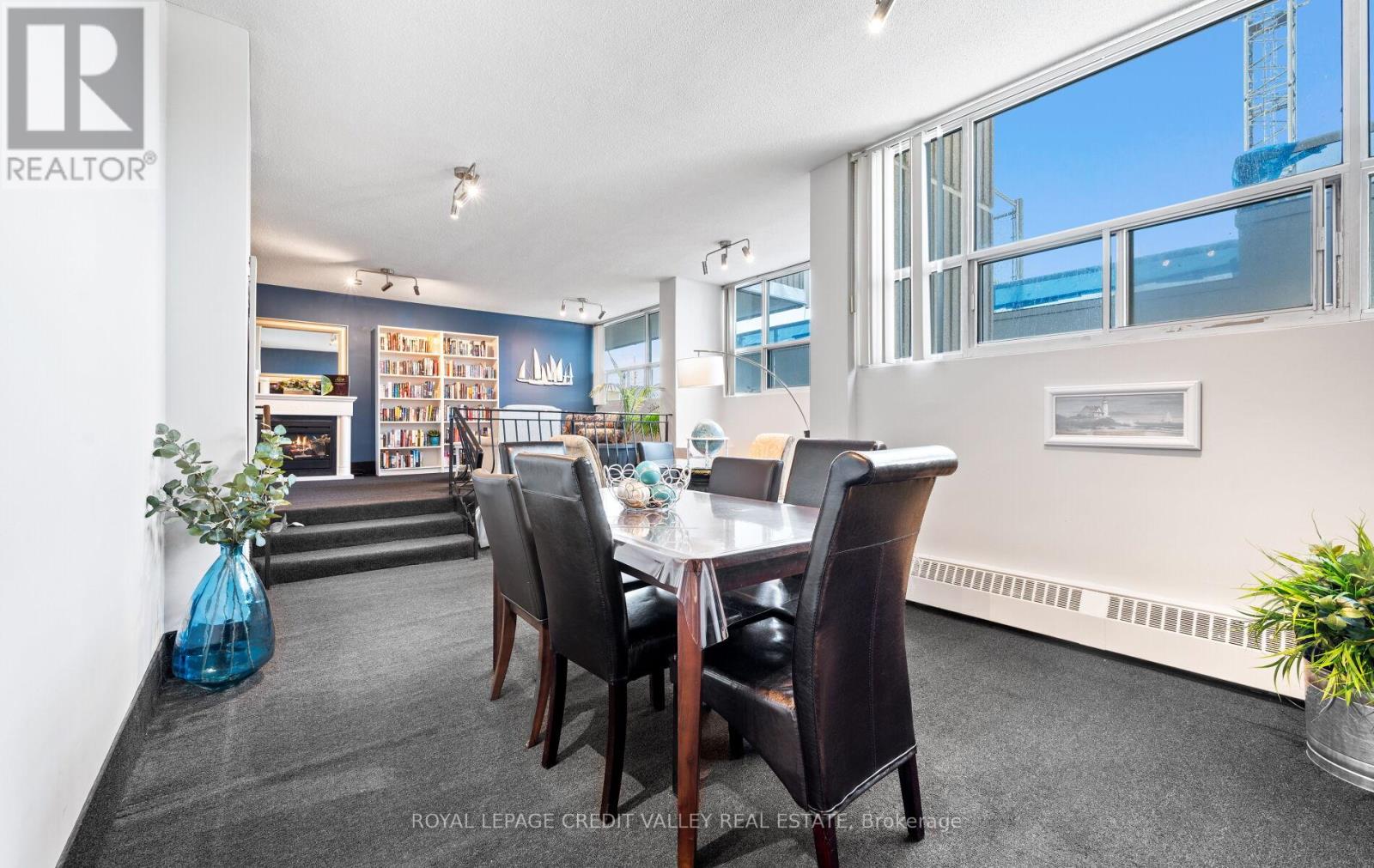 601 - 2263 Marine Drive, Oakville, Ontario  L6L 5K1 - Photo 9 - W12440487