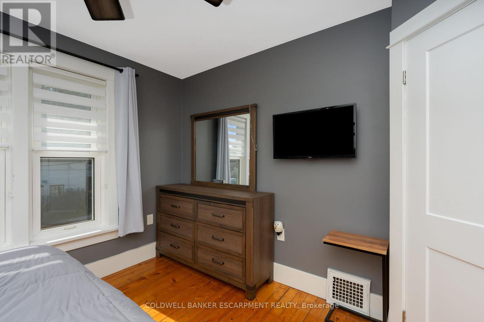 13 Wilbur Street, Halton Hills, Ontario  L7J 2C3 - Photo 16 - W12440500