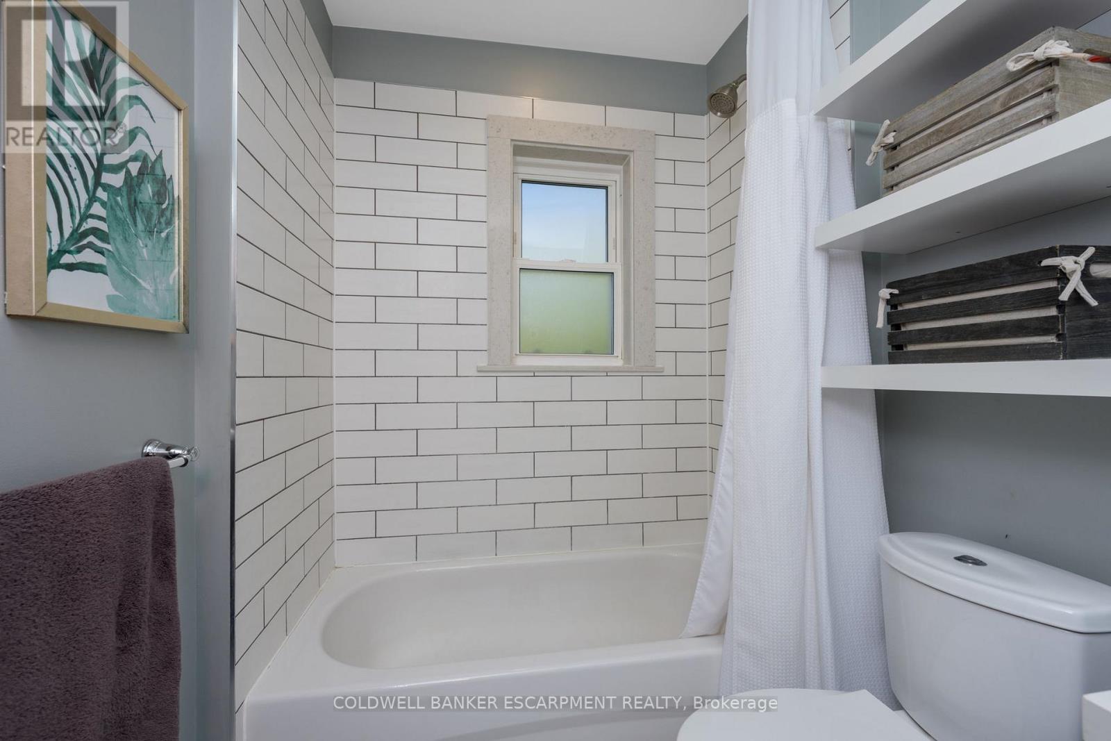 13 Wilbur Street, Halton Hills, Ontario  L7J 2C3 - Photo 20 - W12440500