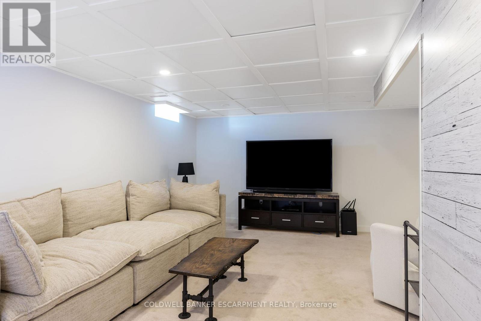 13 Wilbur Street, Halton Hills, Ontario  L7J 2C3 - Photo 32 - W12440500