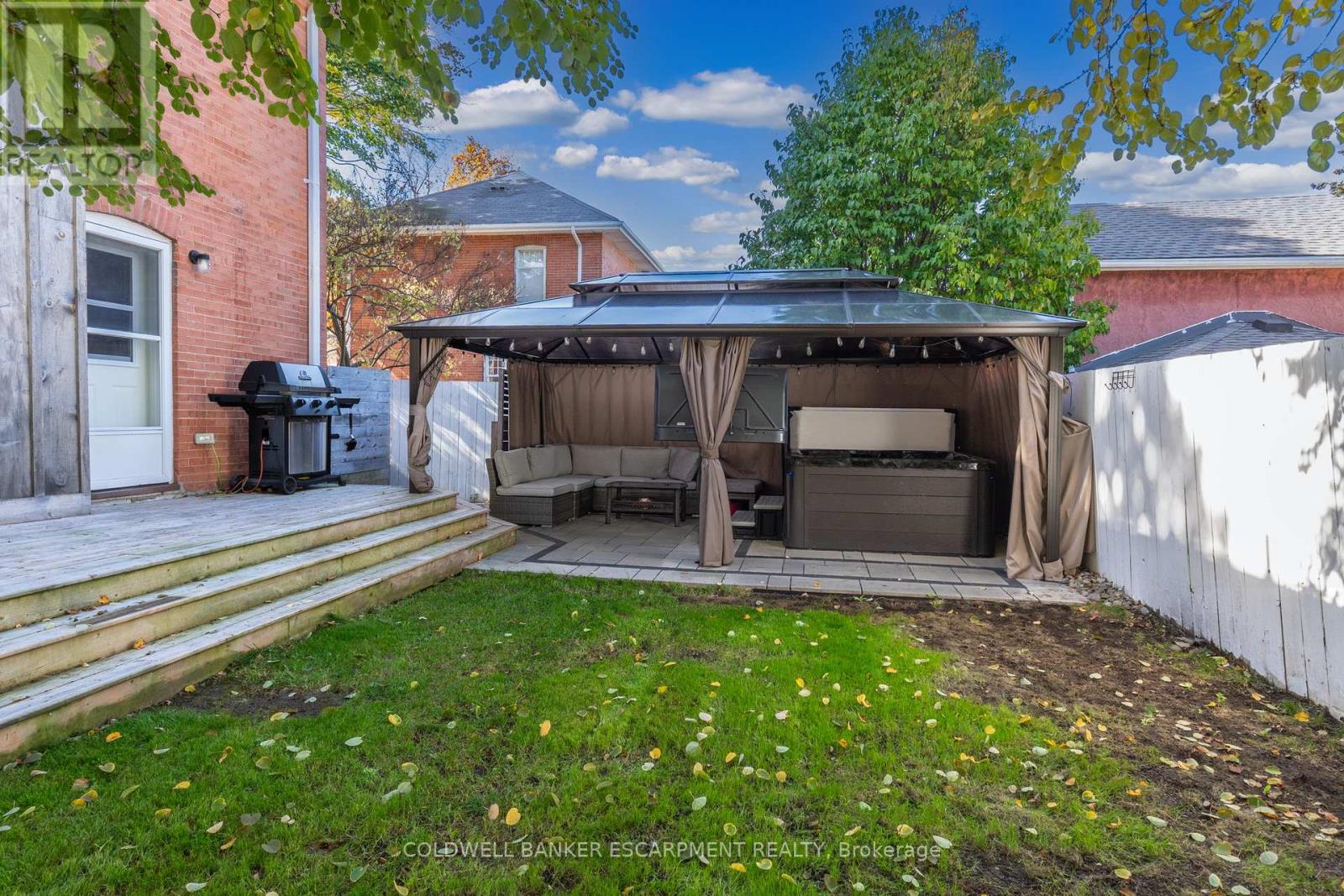 13 Wilbur Street, Halton Hills, Ontario  L7J 2C3 - Photo 38 - W12440500