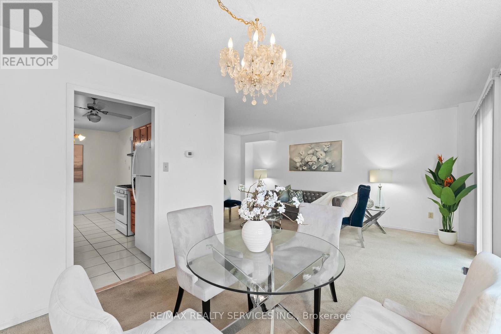 67 Wildercroft Avenue, Brampton (Brampton North), Ontario  L6V 4G6 - Photo 13 - W12440507