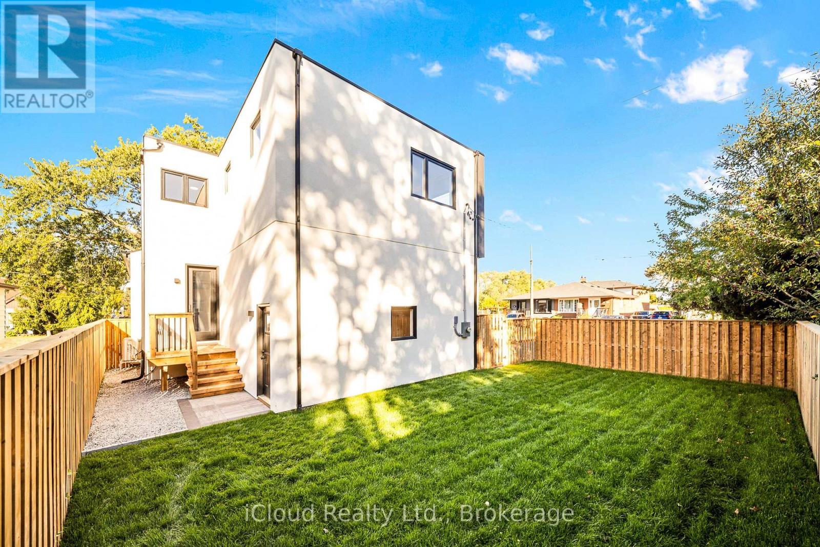 1140 Ogden Avenue, Mississauga (Lakeview), Ontario  L5E 2G9 - Photo 47 - W12440525