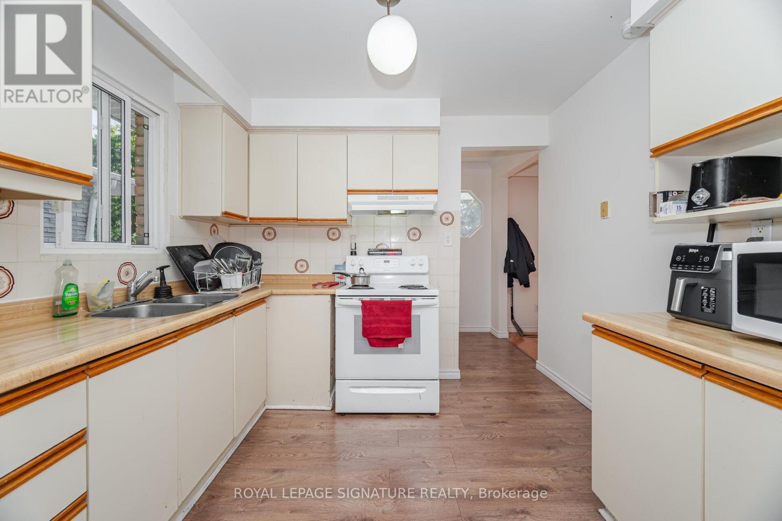 144 Abell Drive, Brampton, Ontario  L6V 2Z8 - Photo 32 - W12440573