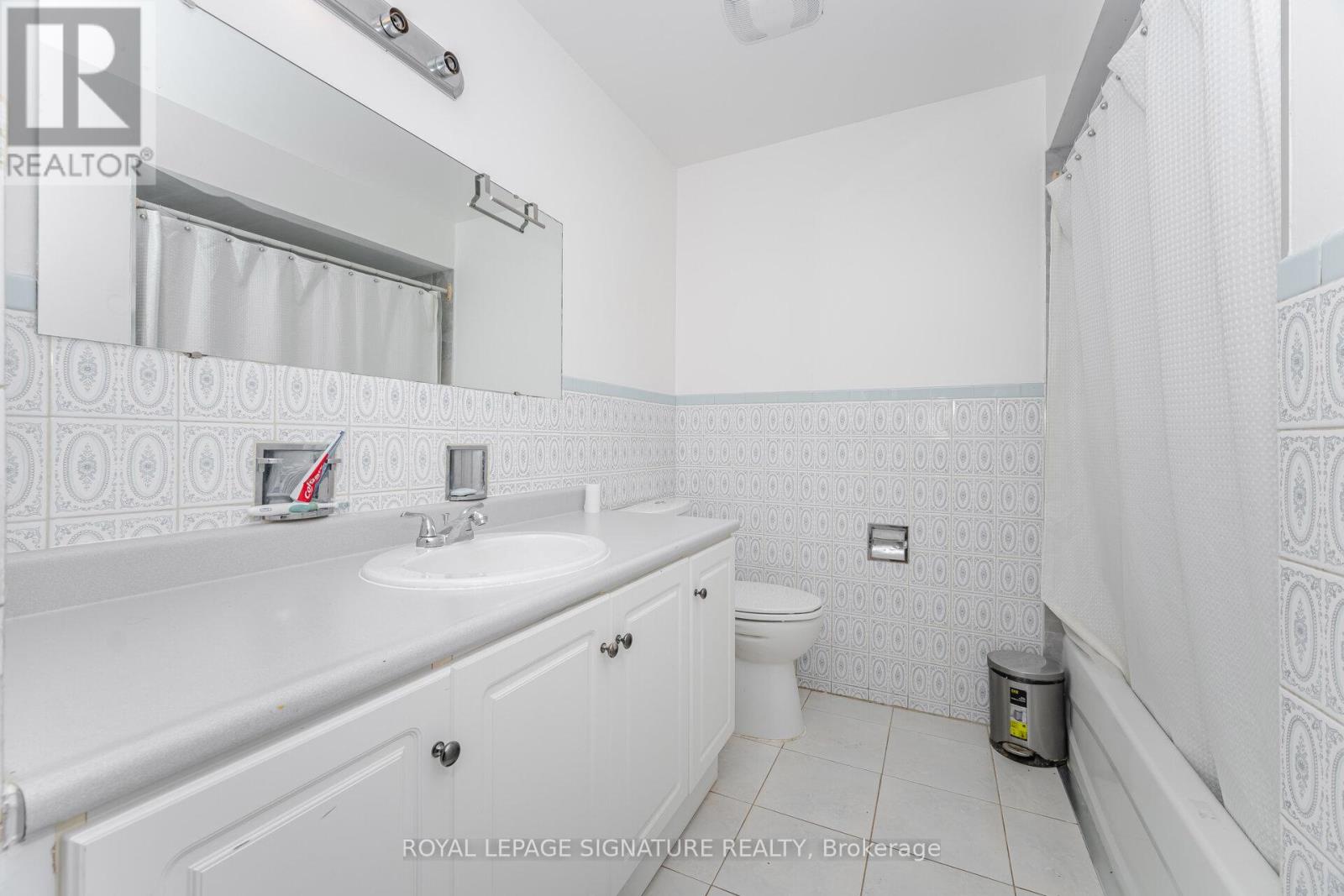 144 Abell Drive, Brampton, Ontario  L6V 2Z8 - Photo 47 - W12440573