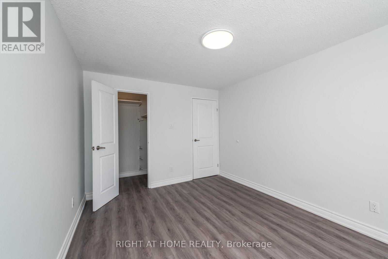 357 - 1395 Williamsport Drive, Mississauga, Ontario  L4X 2T4 - Photo 17 - W12440578