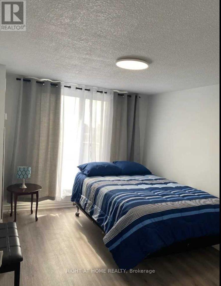 357 - 1395 Williamsport Drive, Mississauga, Ontario  L4X 2T4 - Photo 20 - W12440578