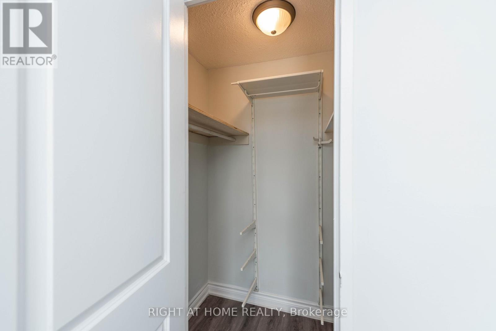 357 - 1395 Williamsport Drive, Mississauga, Ontario  L4X 2T4 - Photo 21 - W12440578