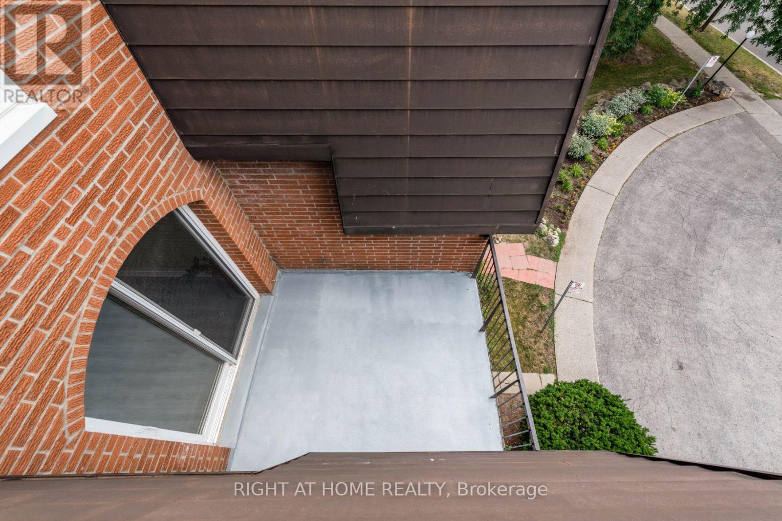 357 - 1395 Williamsport Drive, Mississauga, Ontario  L4X 2T4 - Photo 25 - W12440578