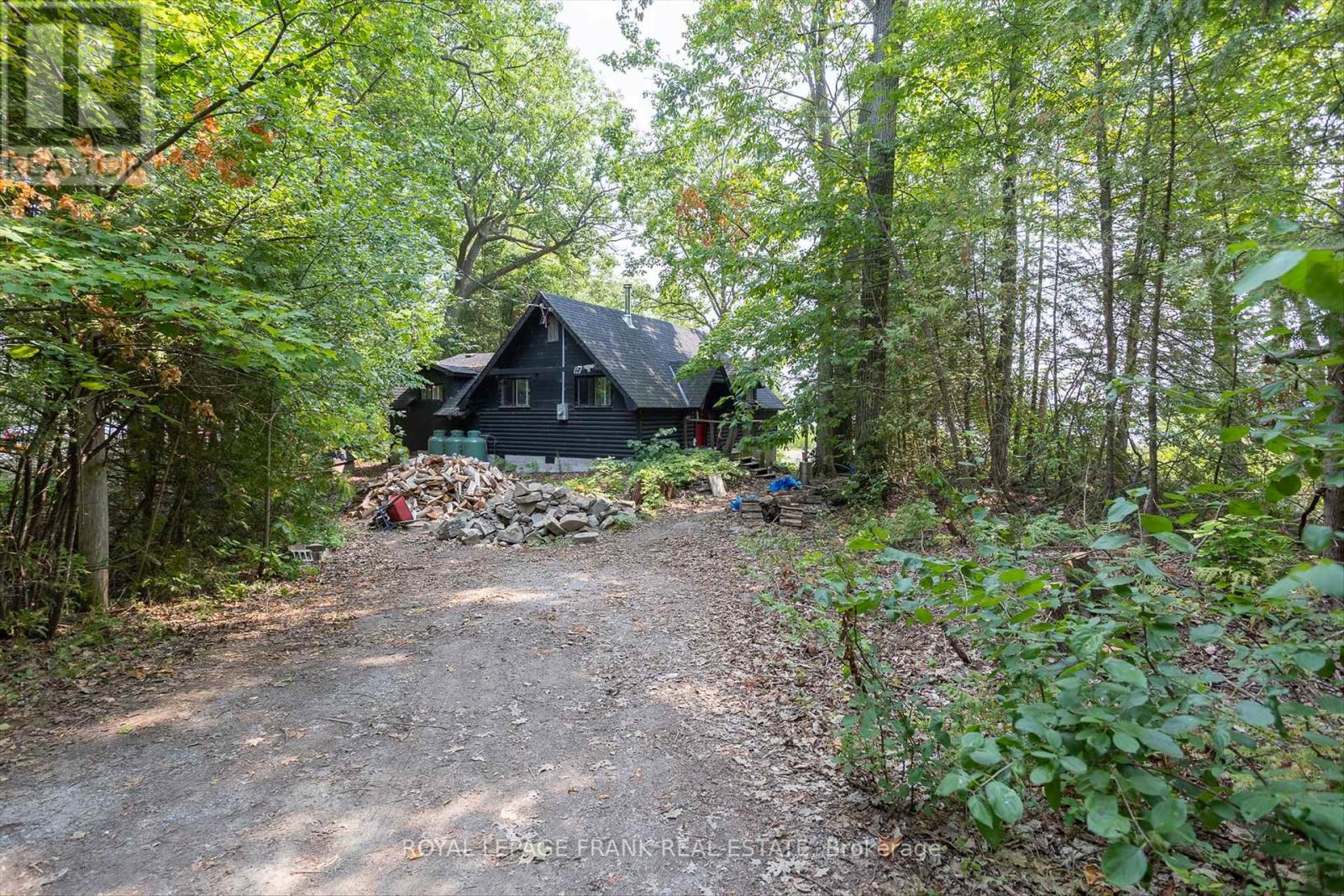 8 Fire Route 62, Trent Lakes, Ontario  K0L 1J0 - Photo 2 - X12327123