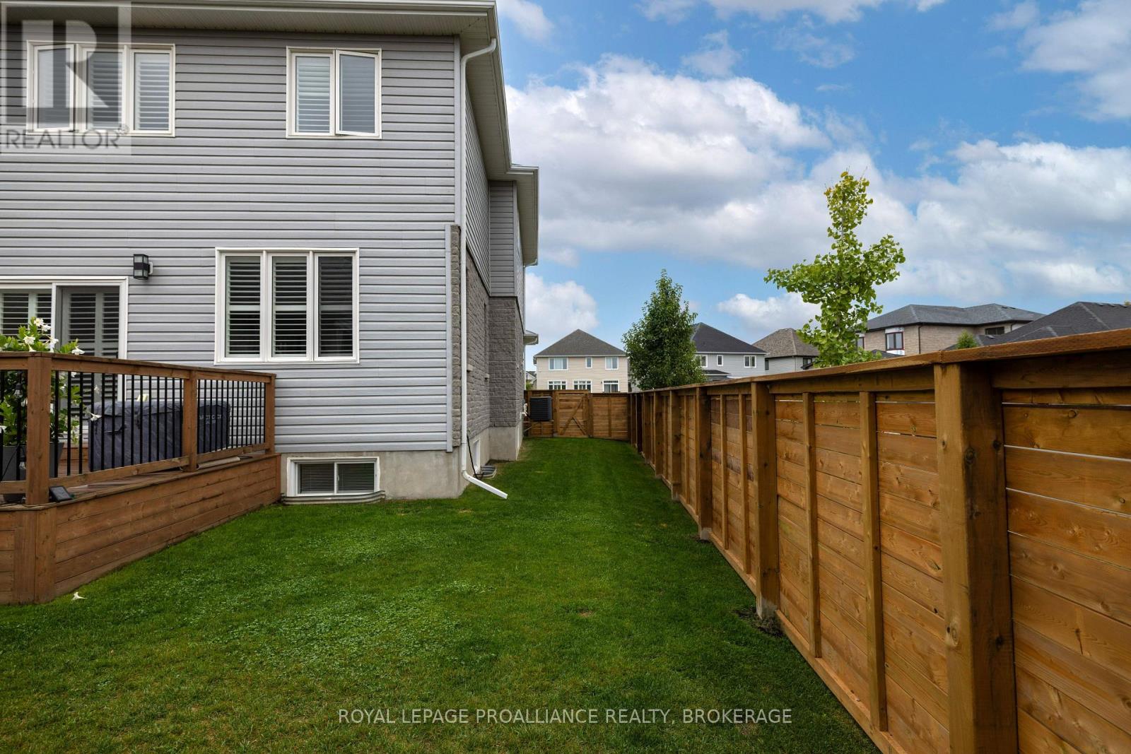 149 Pauline Tom Avenue, Kingston, Ontario  K7K 7J9 - Photo 42 - X12439464