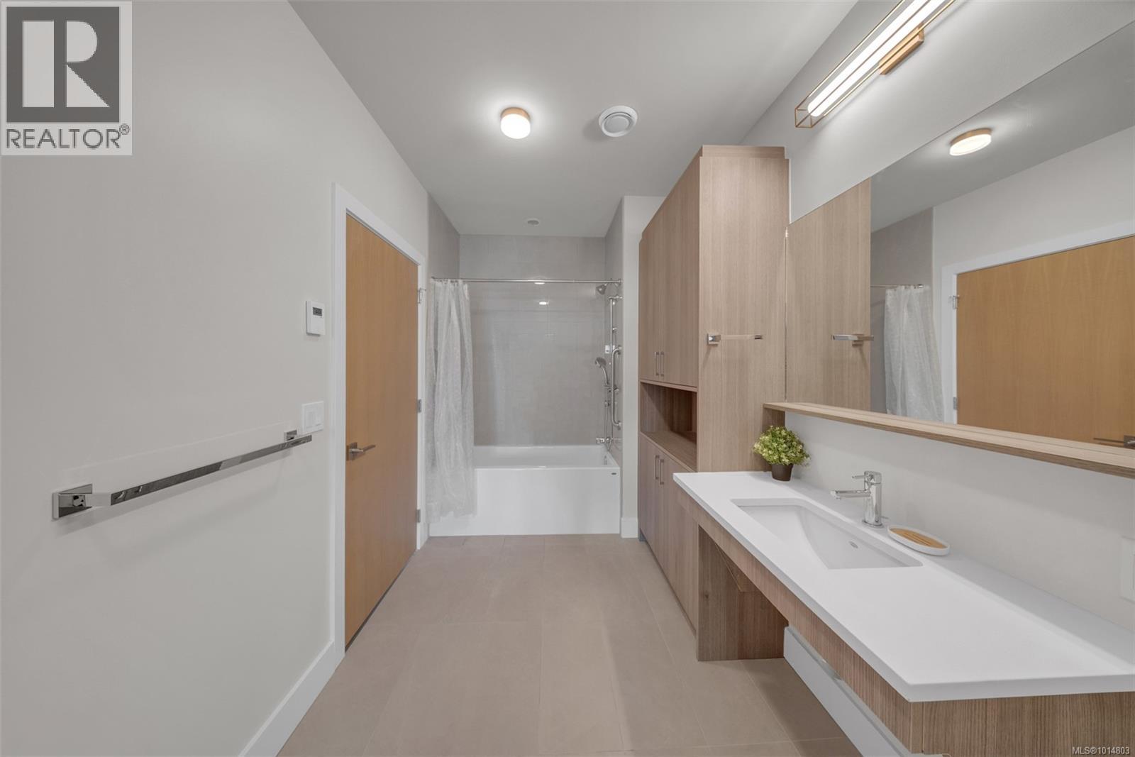 1009 622 Admirals Rd, Esquimalt, British Columbia  V9A 2N7 - Photo 17 - 1014803