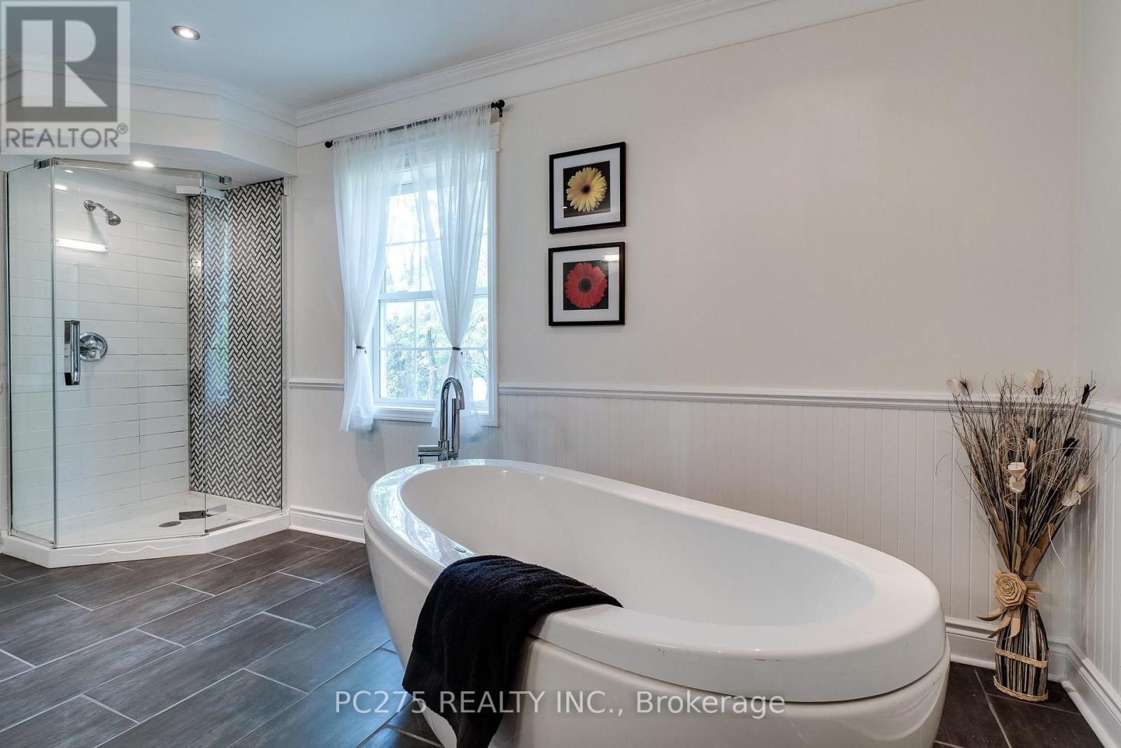 23 Mactavesh Crescent, Bluewater, Ontario  N0M 1G0 - Photo 27 - X12433234