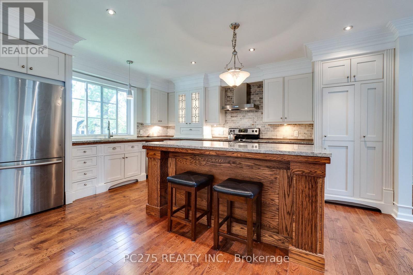 23 Mactavesh Crescent, Bluewater, Ontario  N0M 1G0 - Photo 12 - X12433234
