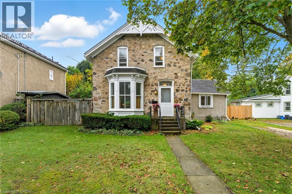 9 DUMFRIES Street, Cambridge, Ontario