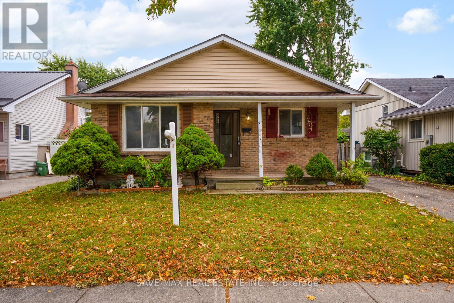 29 RENNY CRESCENT, London South, Ontario