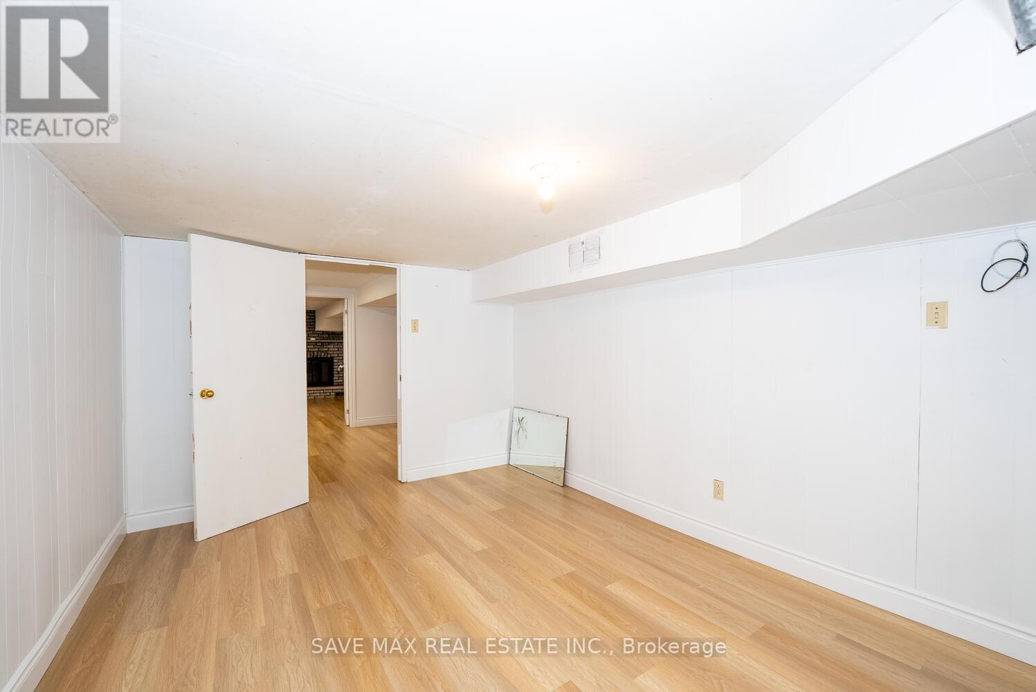 29 Renny Crescent, London South, Ontario  N6E 2C4 - Photo 34 - X12440398
