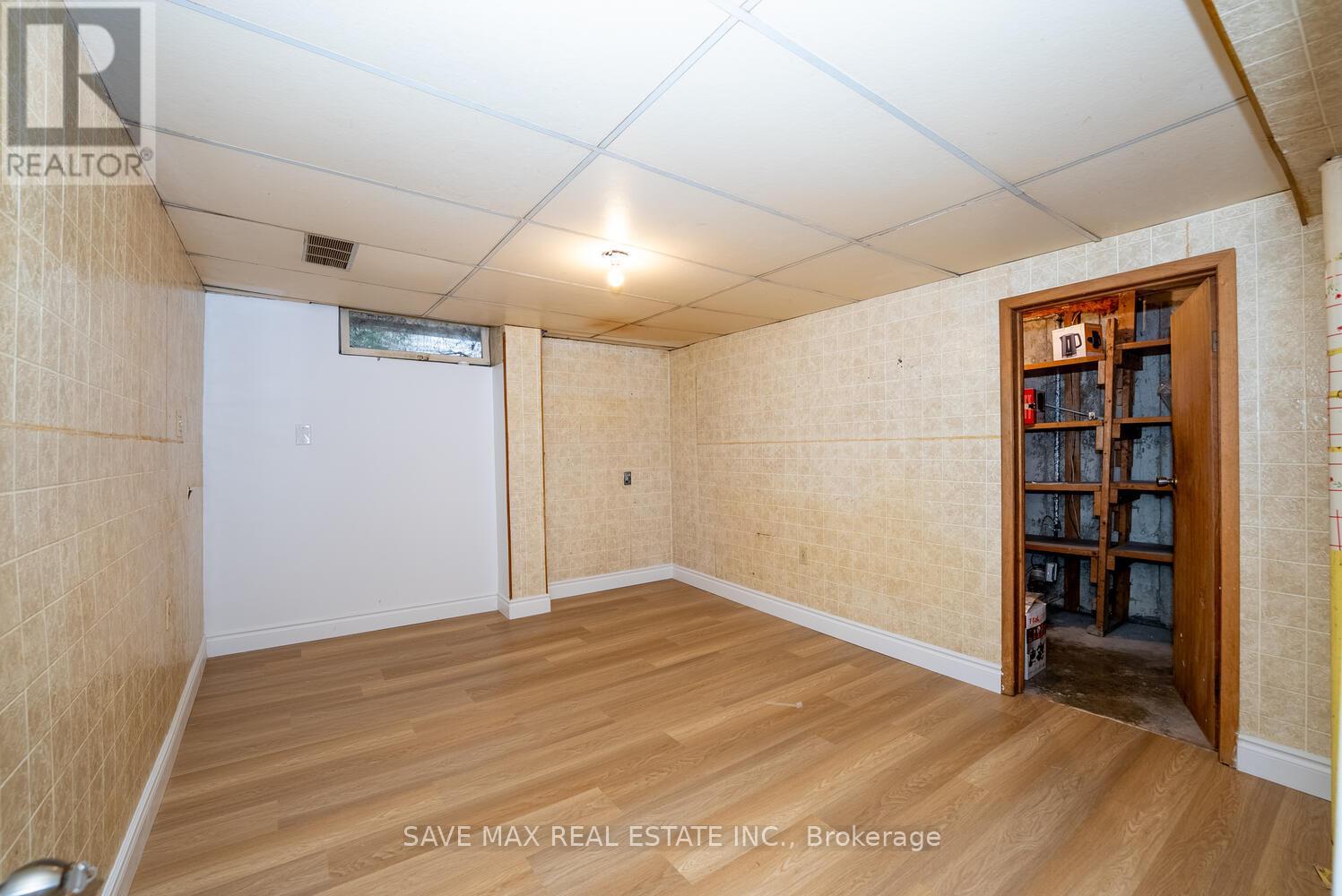 29 Renny Crescent, London South, Ontario  N6E 2C4 - Photo 36 - X12440398