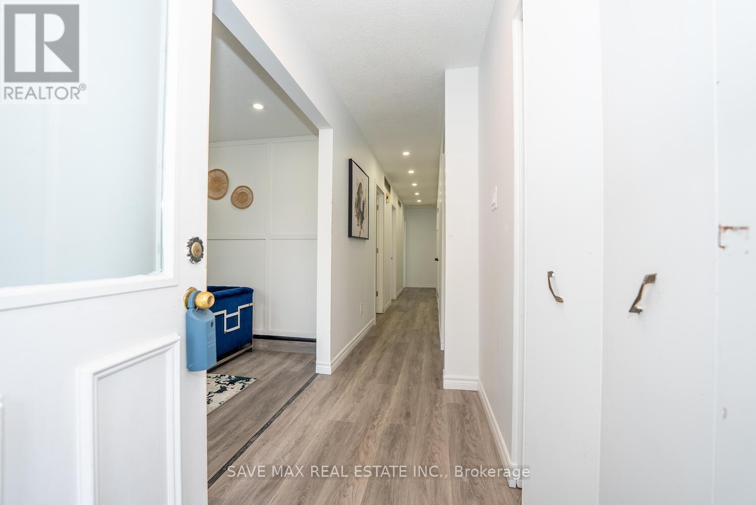 29 Renny Crescent, London South, Ontario  N6E 2C4 - Photo 4 - X12440398