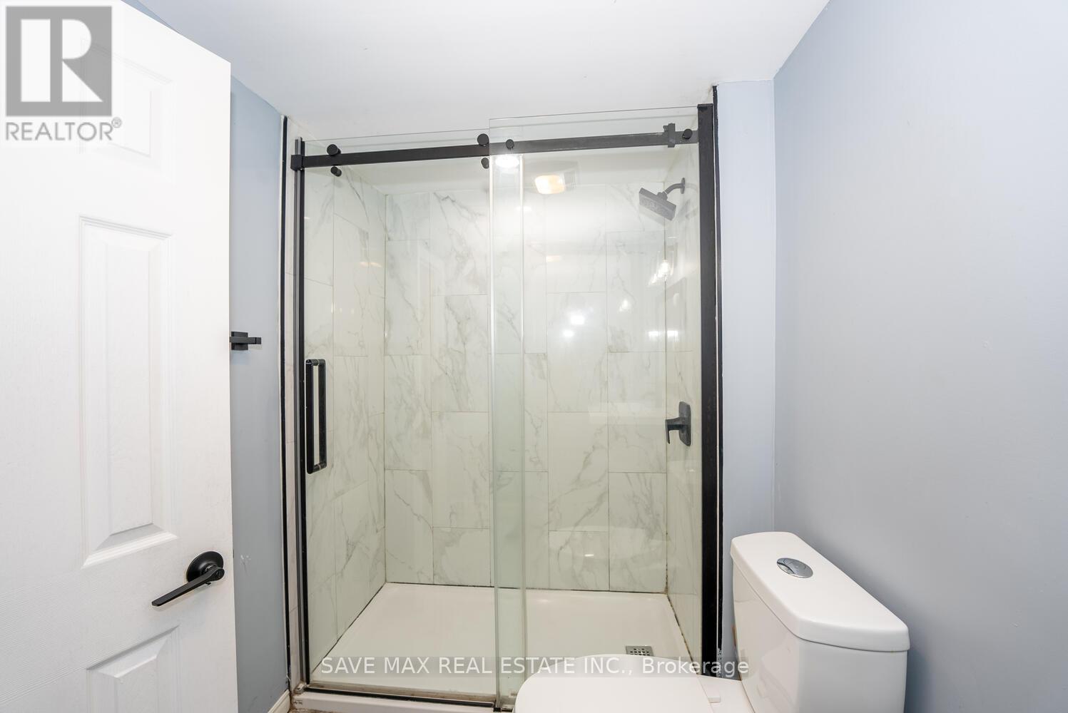 29 Renny Crescent, London South, Ontario  N6E 2C4 - Photo 43 - X12440398