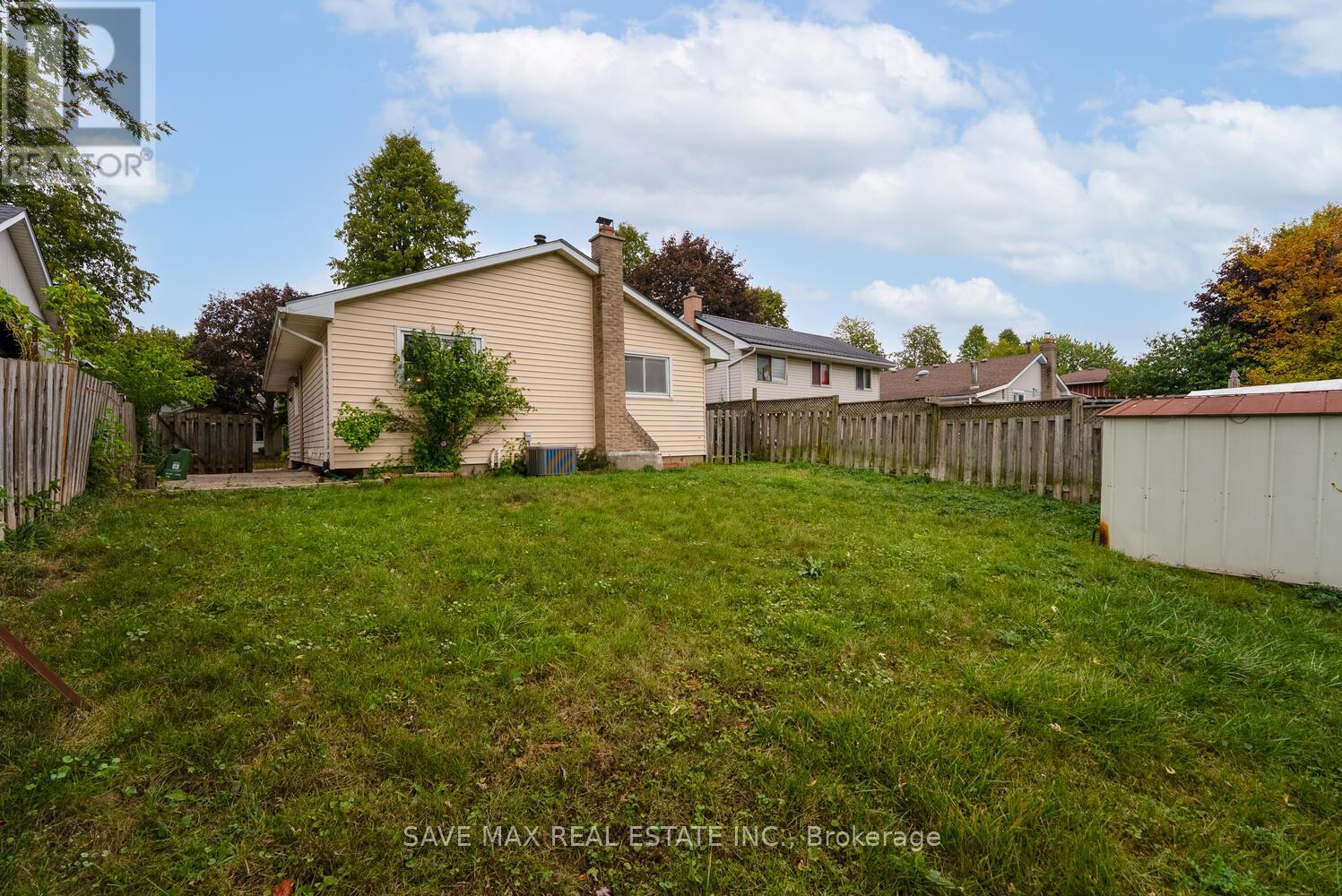 29 Renny Crescent, London South, Ontario  N6E 2C4 - Photo 46 - X12440398