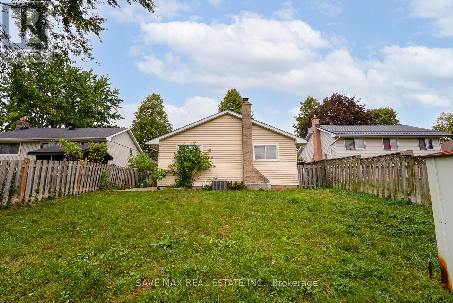 29 Renny Crescent, London South, Ontario  N6E 2C4 - Photo 47 - X12440398