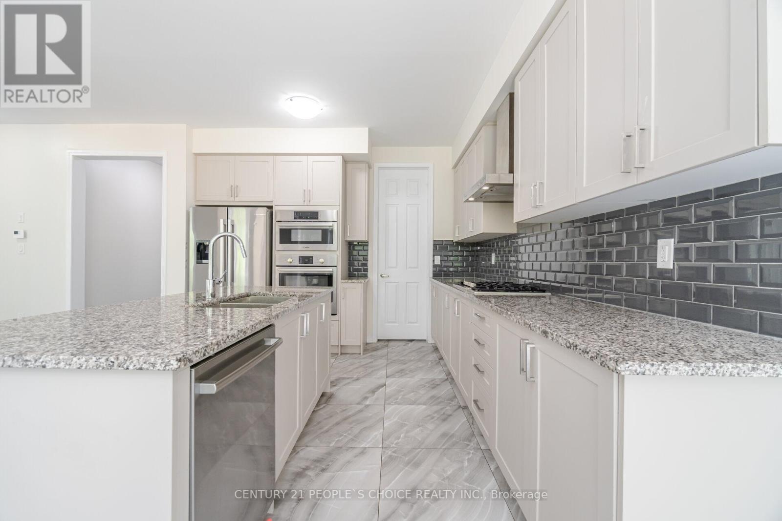 Unknown Address, ,     - Photo 11 - X12440408