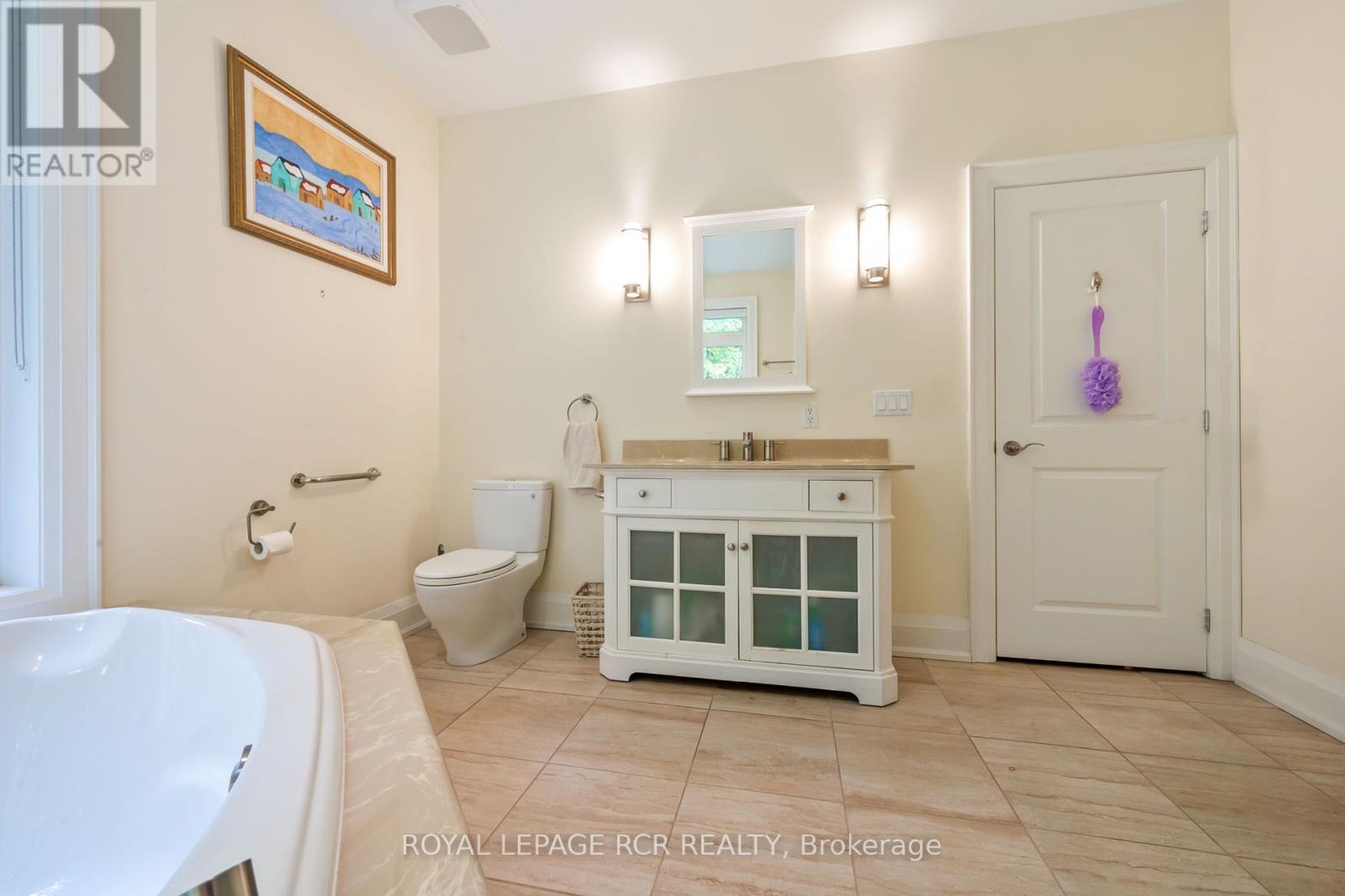 9245 Wellington 124 Road, Erin, Ontario  N1H 6H7 - Photo 20 - X12440486