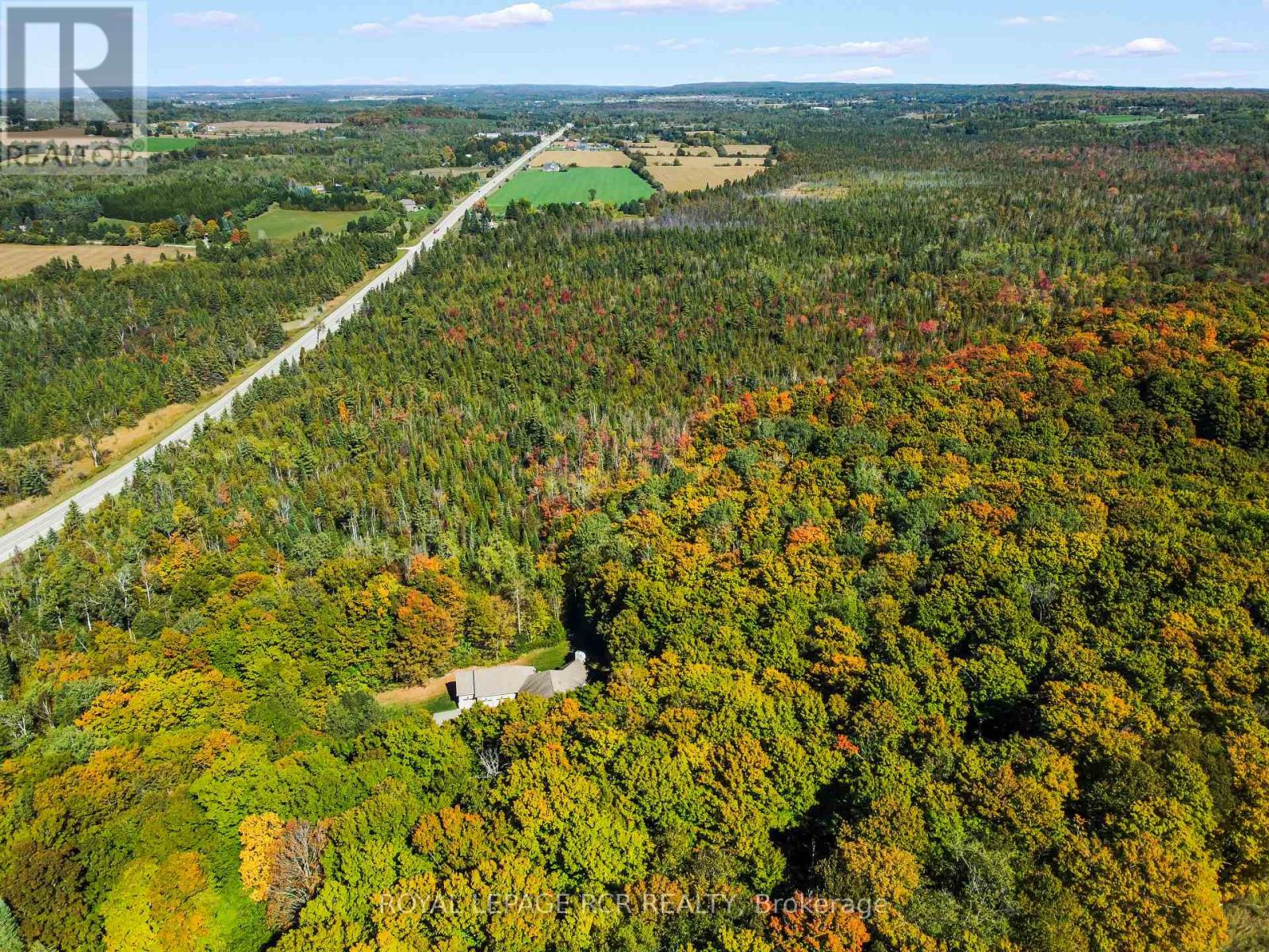 9245 Wellington 124 Road, Erin, Ontario  N1H 6H7 - Photo 39 - X12440486