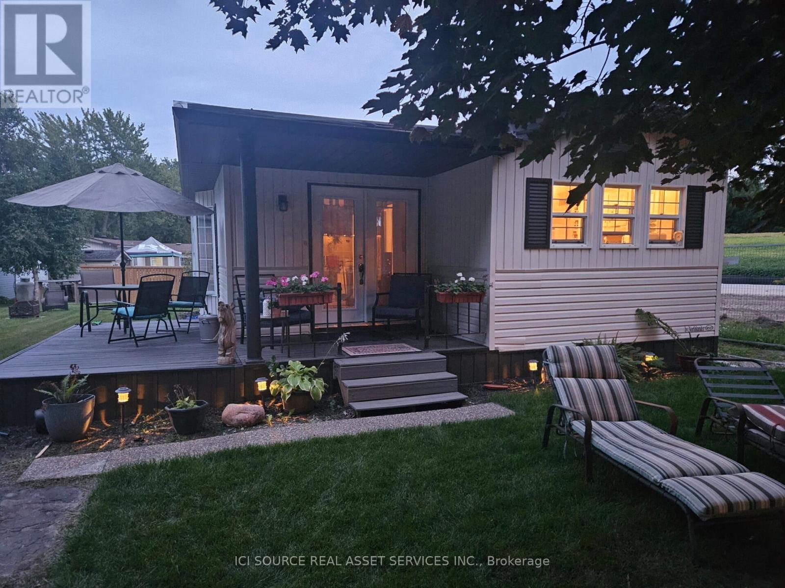 Site 13 - 580 Beaver Creek Road, Waterloo, Ontario  N2V 3Z4 - Photo 2 - X12440488