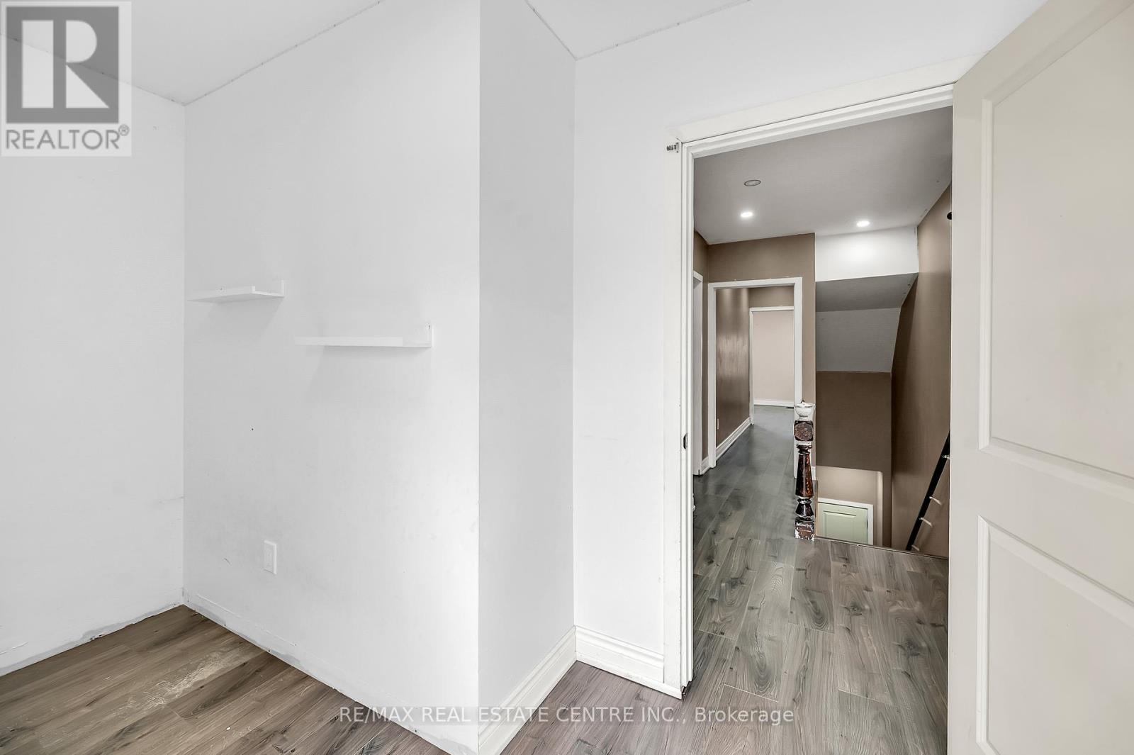 334 Cannon Street E, Hamilton, Ontario  L8L 2B9 - Photo 18 - X12440493