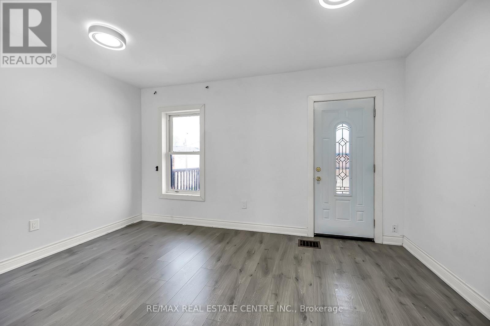 334 Cannon Street E, Hamilton, Ontario  L8L 2B9 - Photo 24 - X12440493